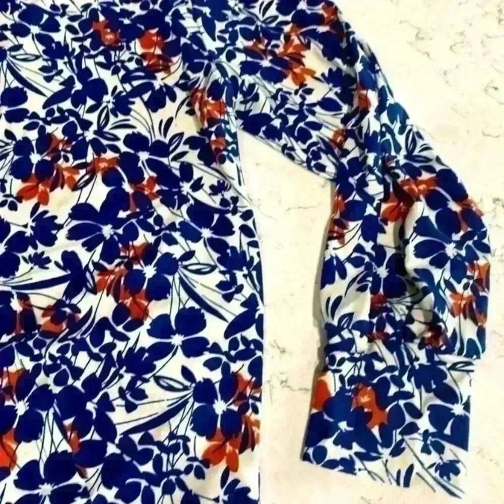 2 Retreat Casual Tops🦋🌺 - Picture 14 of 15